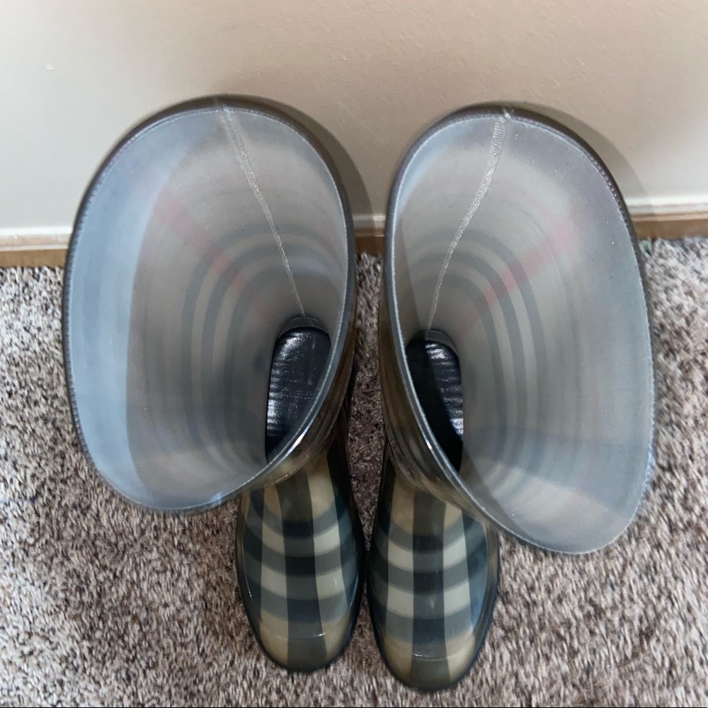 Burberry Rain Boots Rubber - Picture 5 of 5